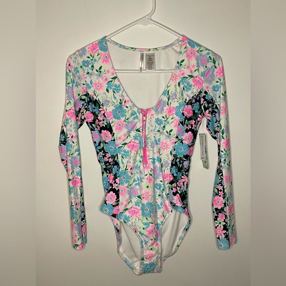 NWT SW27 Celebrity Pink Size Small 3-5 Long Sleeved Floral One-Piece Swimsuit